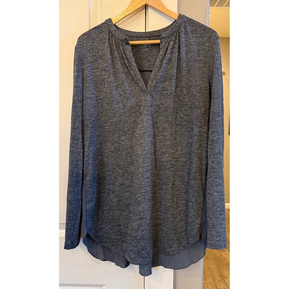 Loft Wm' Gray Mixed Front/Back Material V- Neck Casual Long Sleeve Blouse Size L - Picture 8 of 8